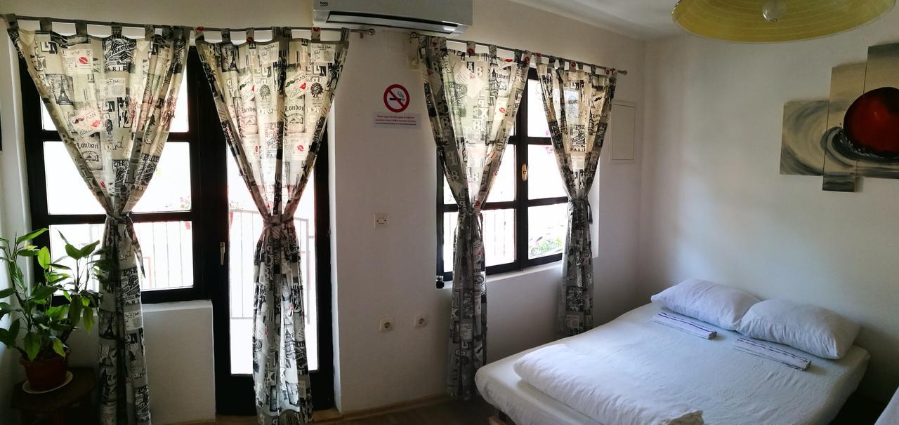 Balkaneros Hostel Mostar Extérieur photo